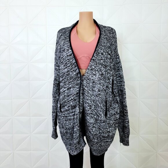 Lululemon Women's Black Heather Cardi All Day Merino Wool Cardigan Sweater XL - Picture 2 of 8